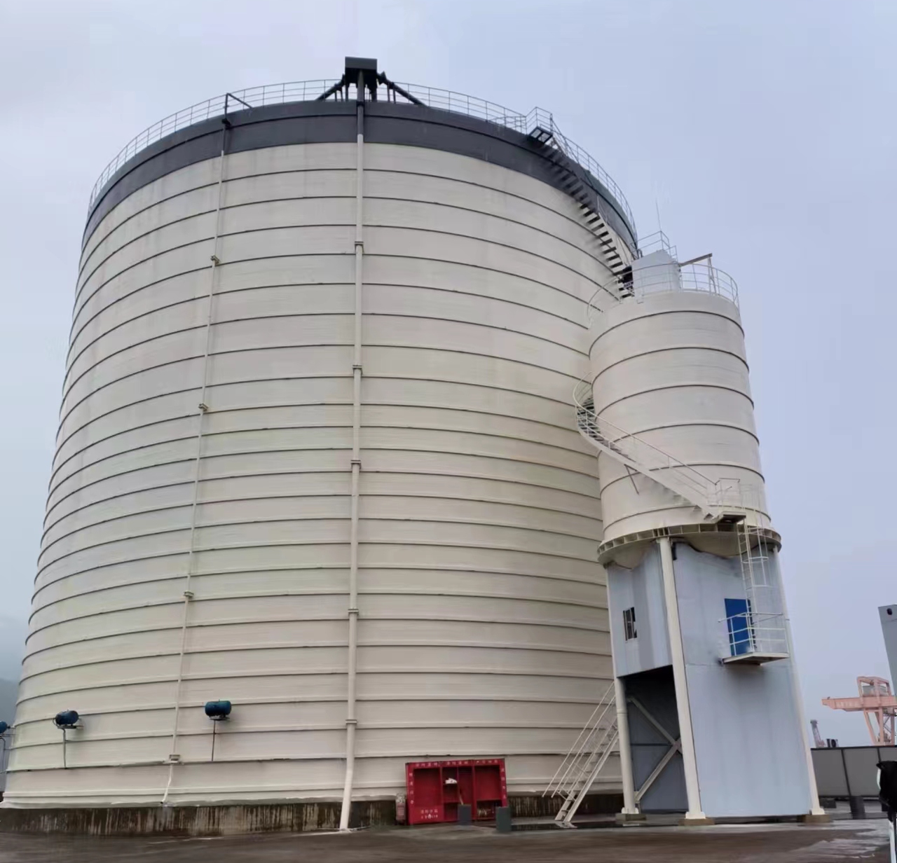 黄竹镇10万吨水泥钢板库